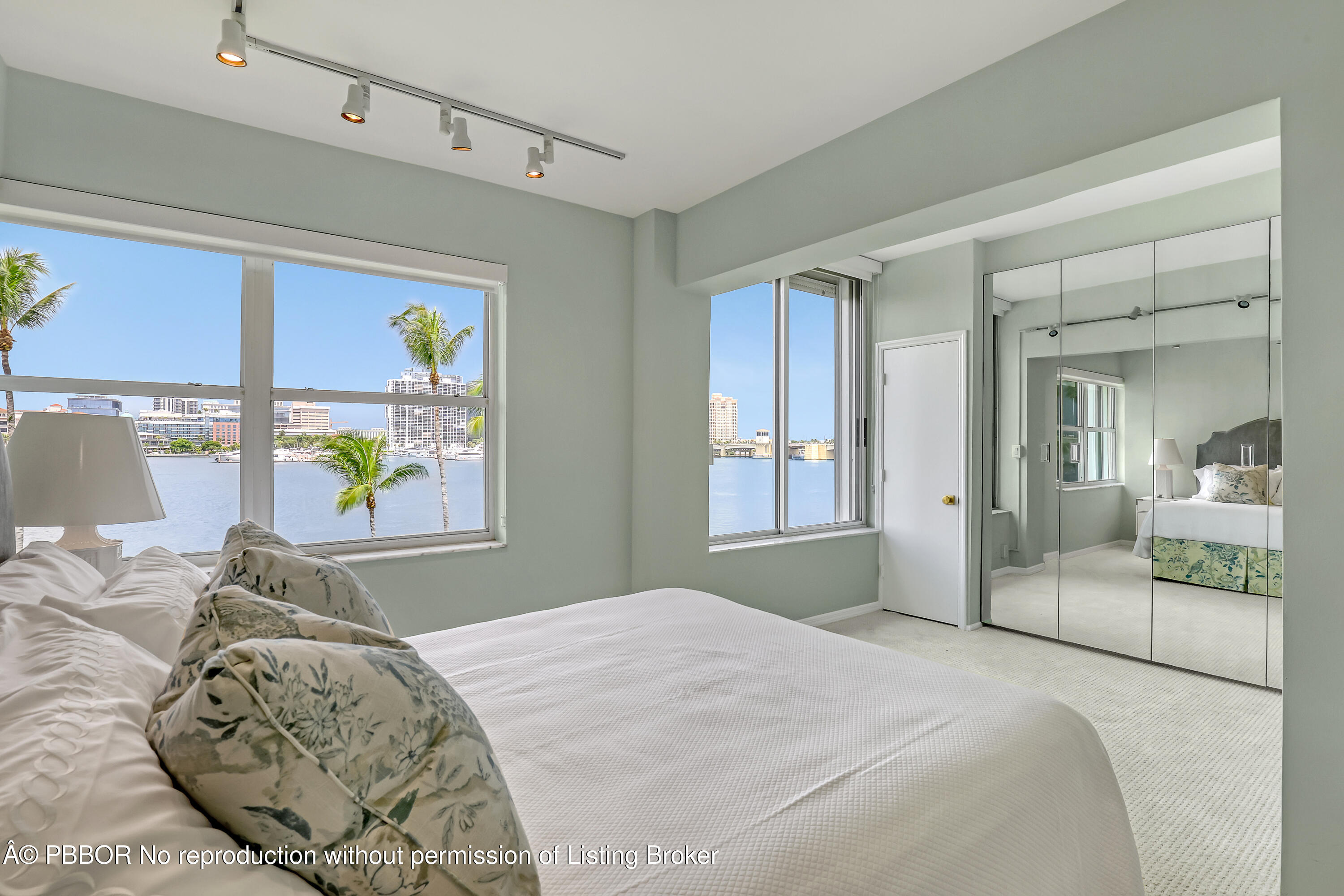 44 Cocoanut Row, 219 B