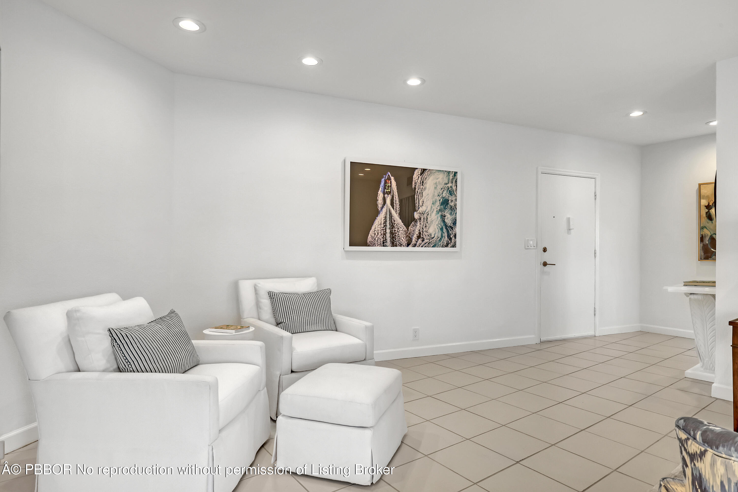 44 Cocoanut Row, 219 B