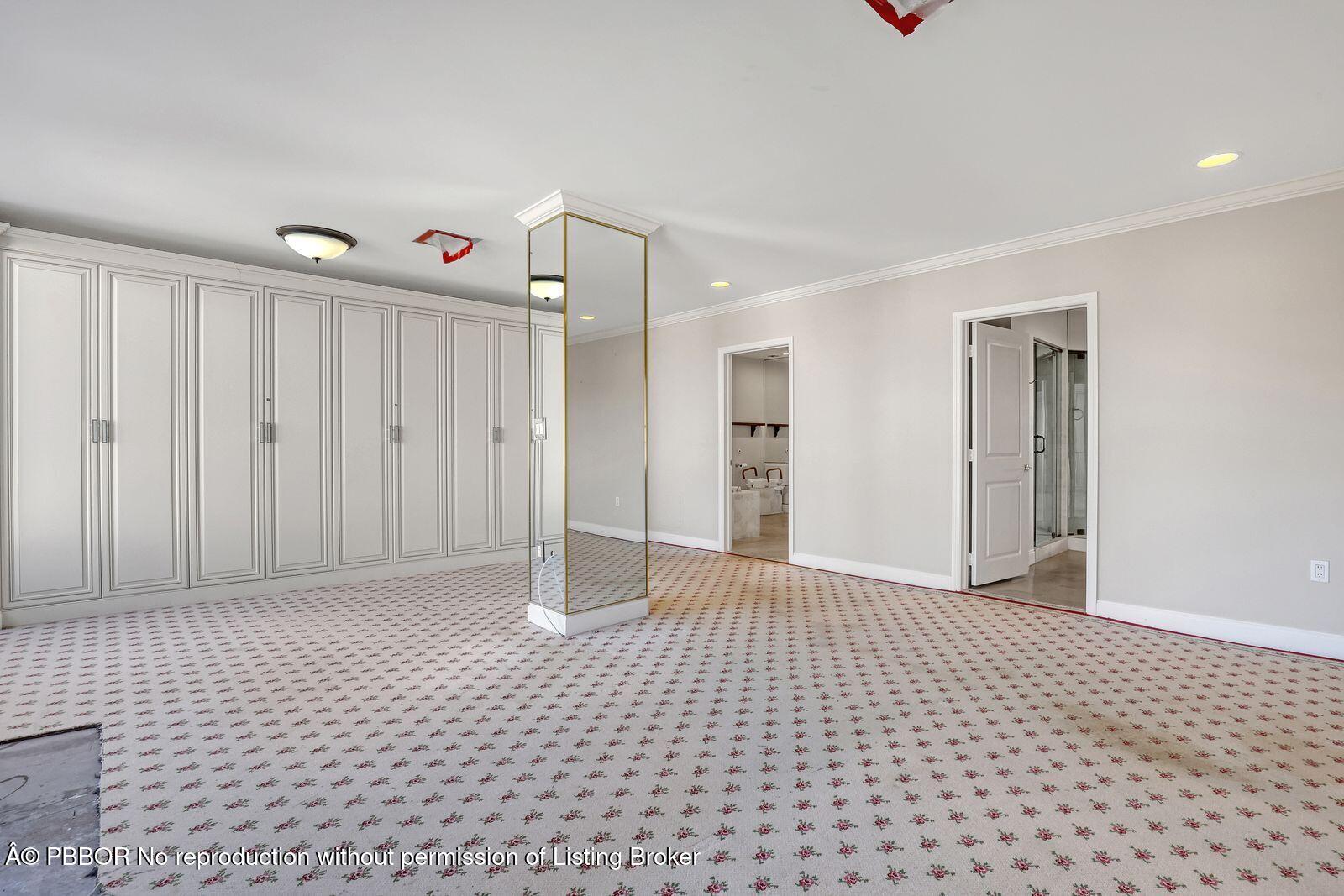 44 Cocoanut Row 420/421 A