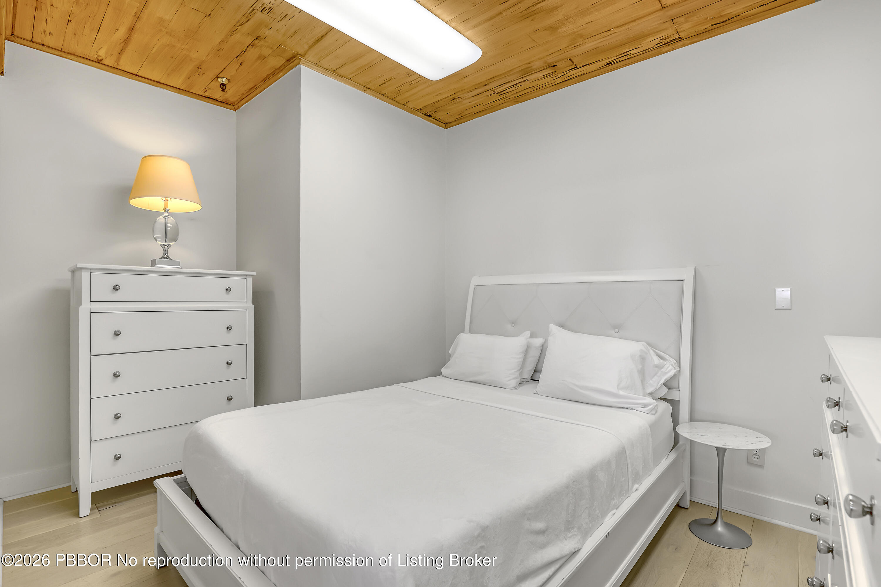235 Sunrise Avenue PH 7