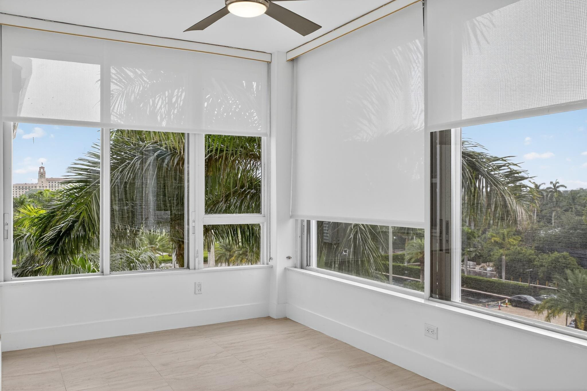 44 Cocoanut Row 507A