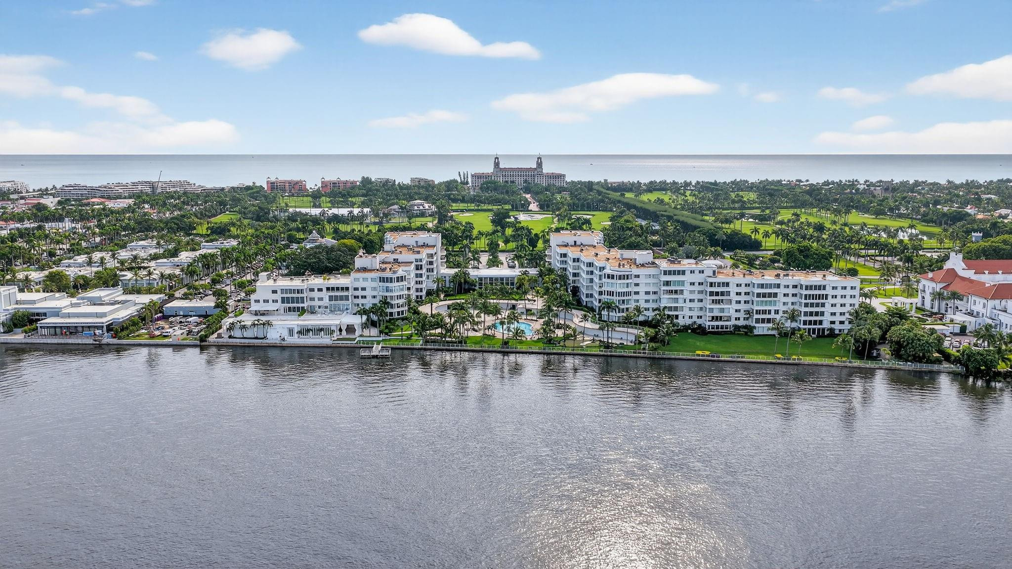 44 Cocoanut Row 507A