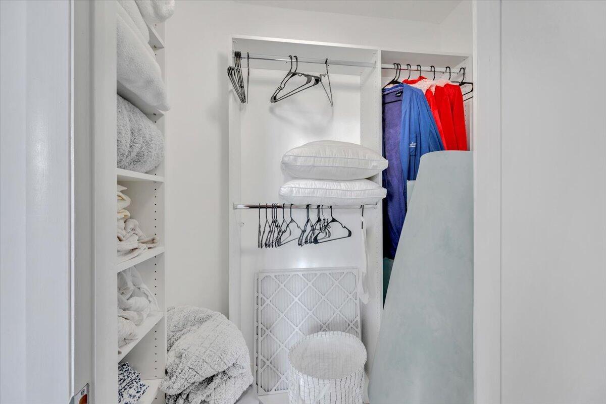 550 Okeechobee Boulevard 710