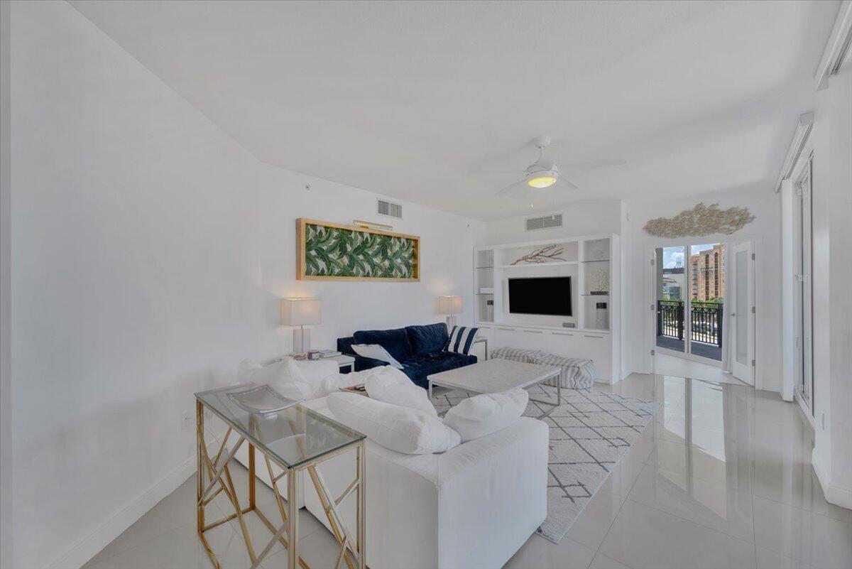 550 Okeechobee Boulevard 710