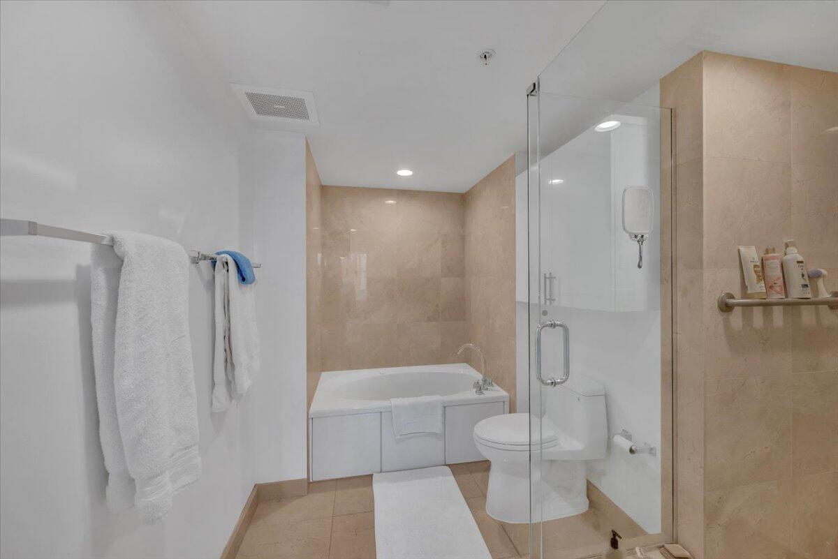 550 Okeechobee Boulevard 710