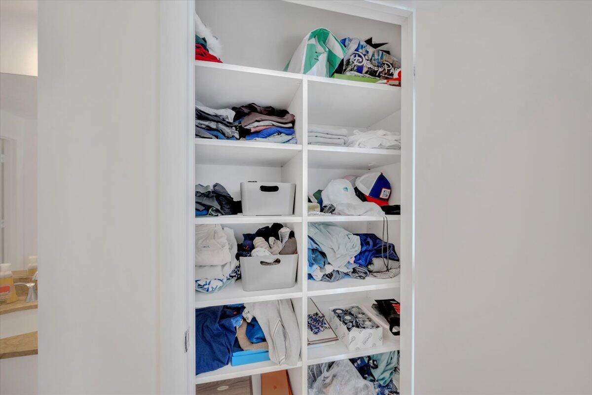 550 Okeechobee Boulevard 710