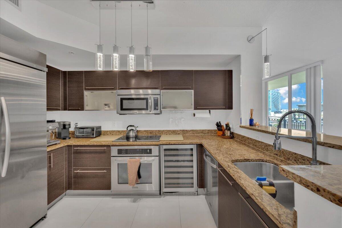 550 Okeechobee Boulevard 710