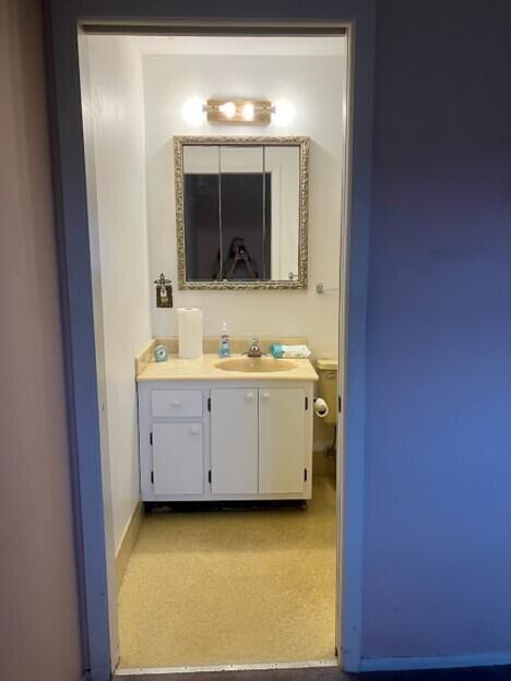 5730 Fernley Drive E 12