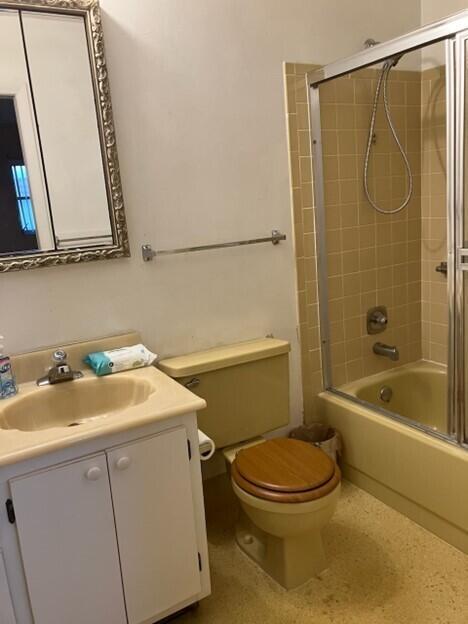 5730 Fernley Drive E 12