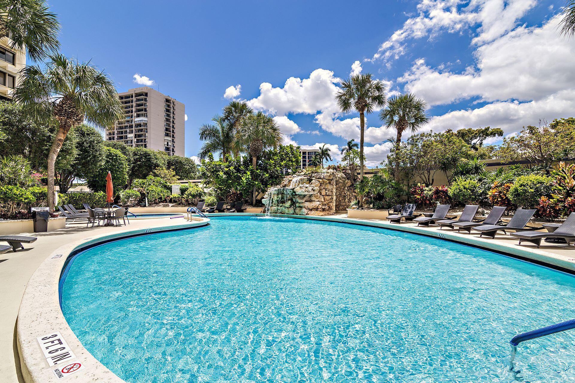 2480 Presidential Way 101