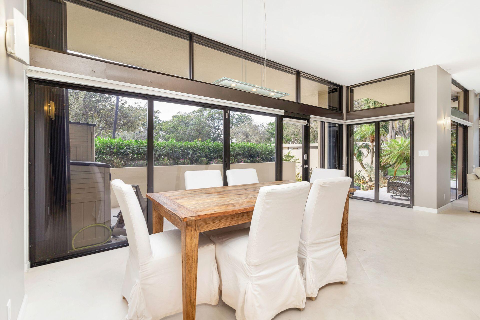 2480 Presidential Way 101