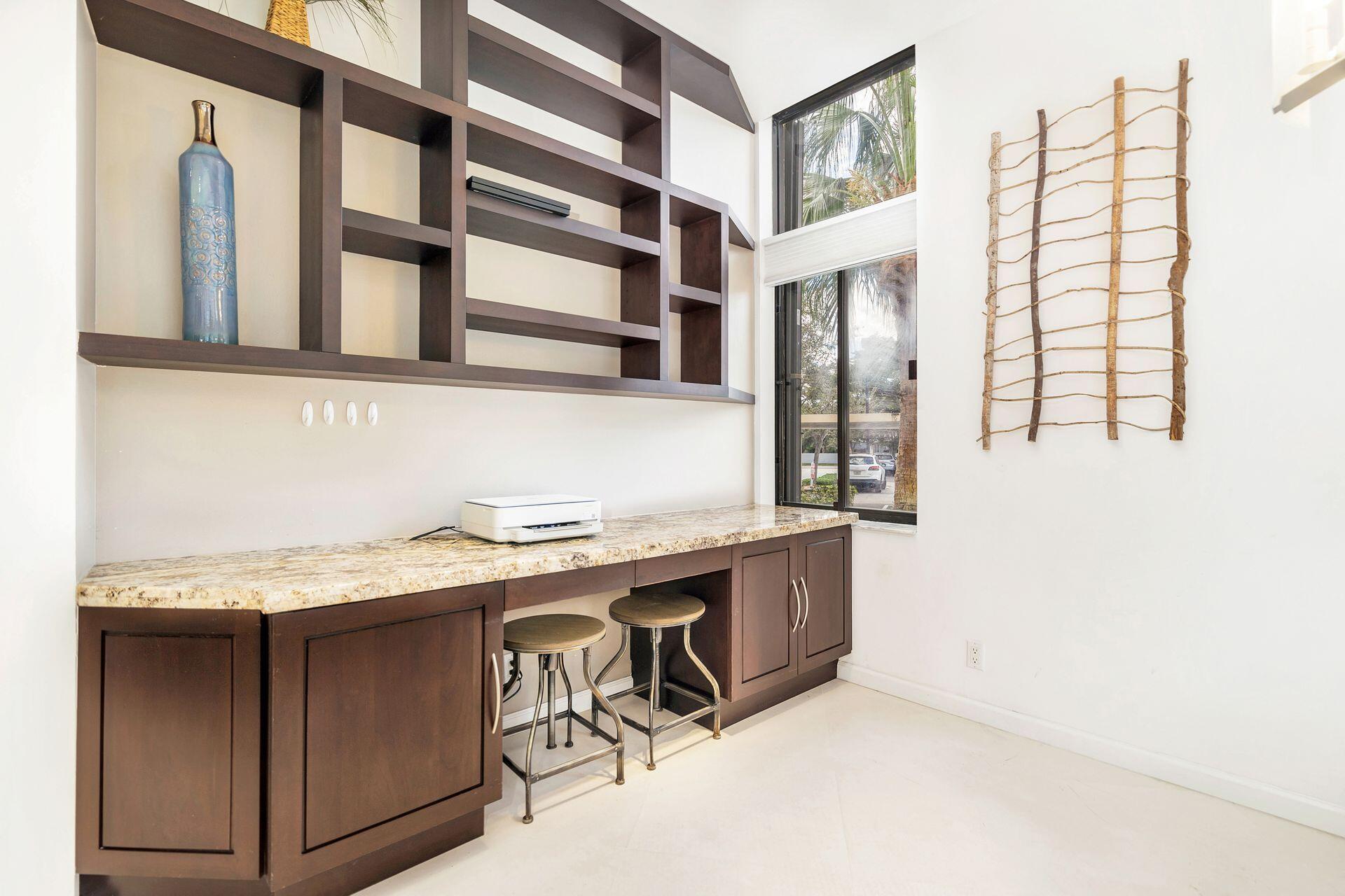 2480 Presidential Way 101