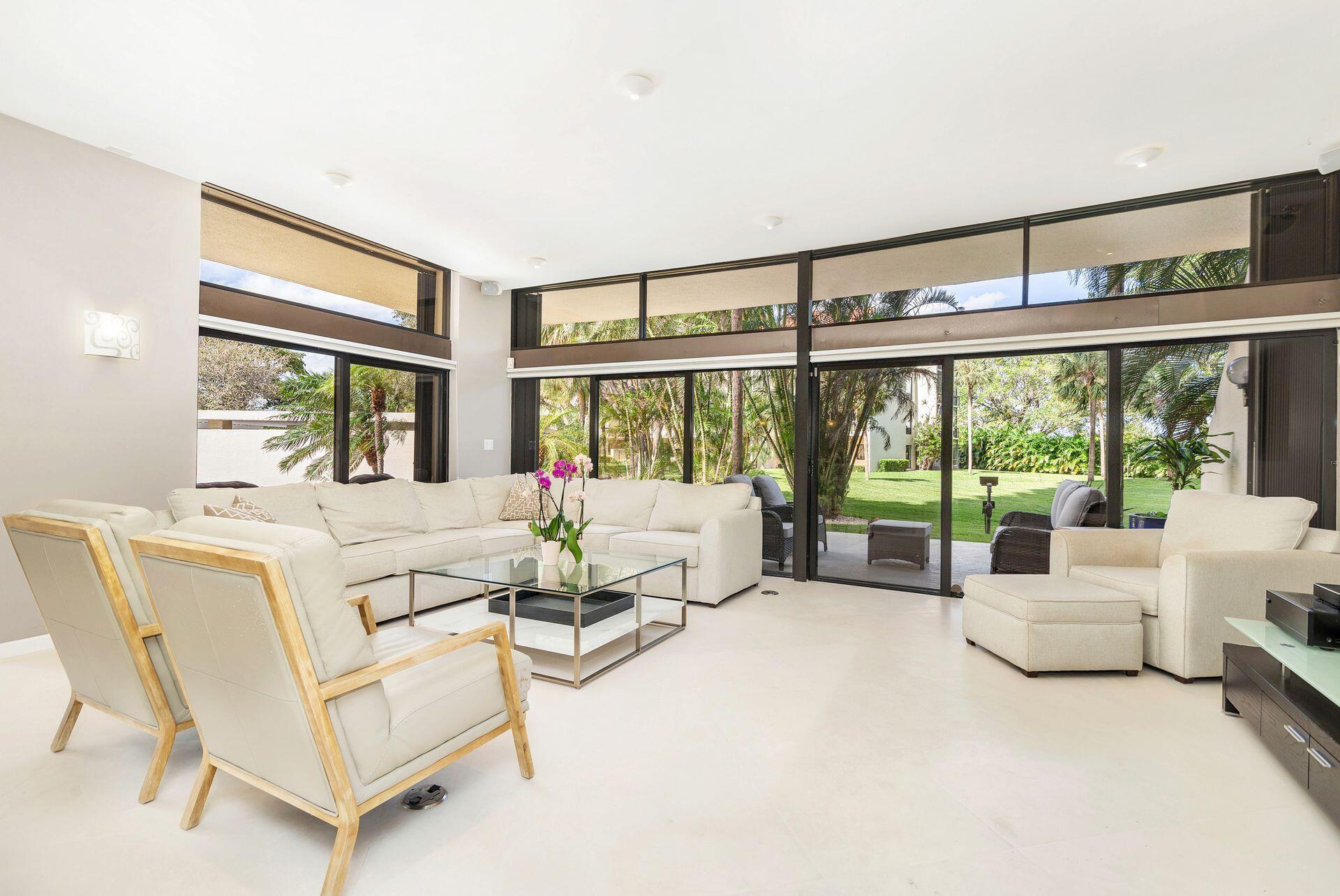 2480 Presidential Way 101