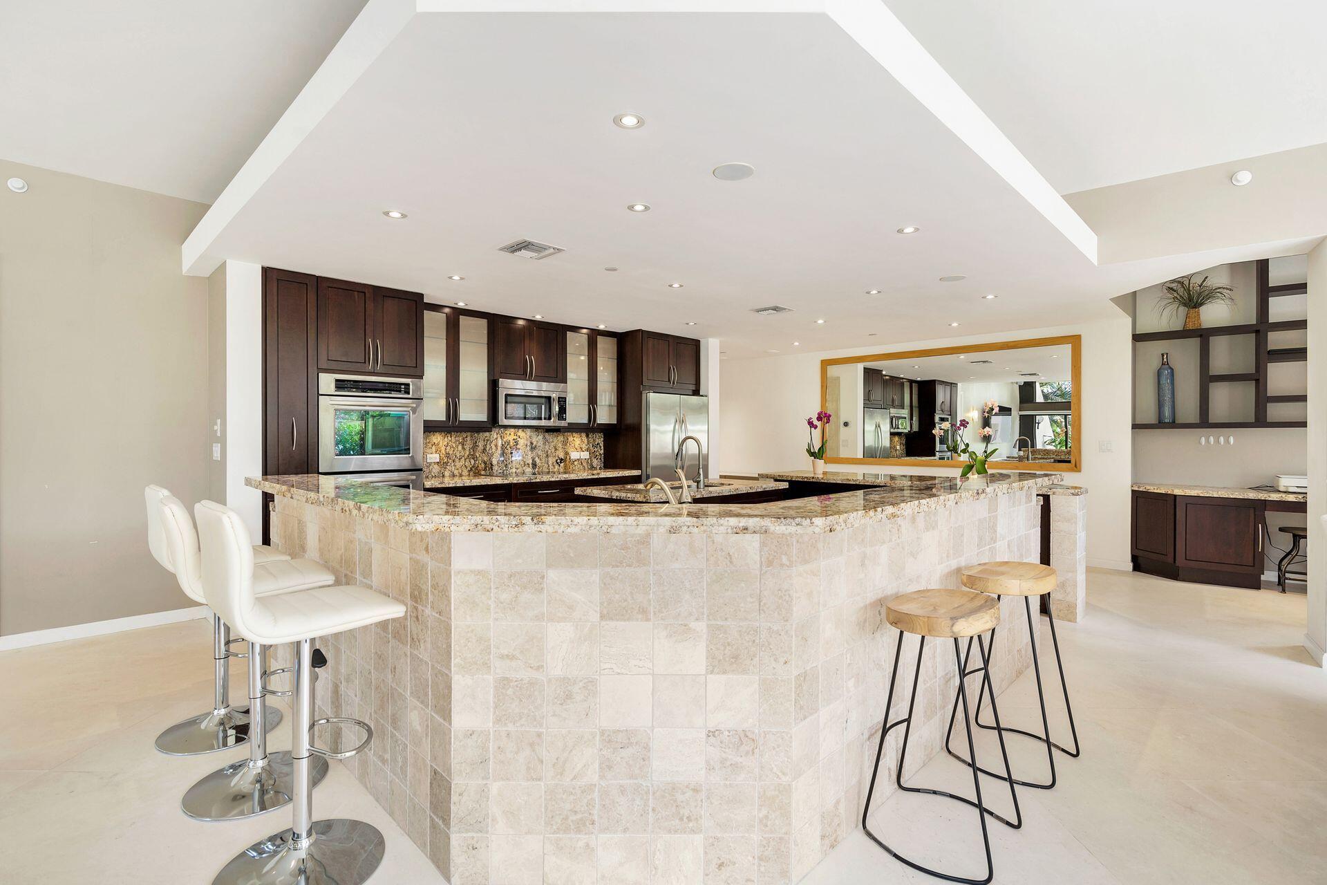 2480 Presidential Way 101