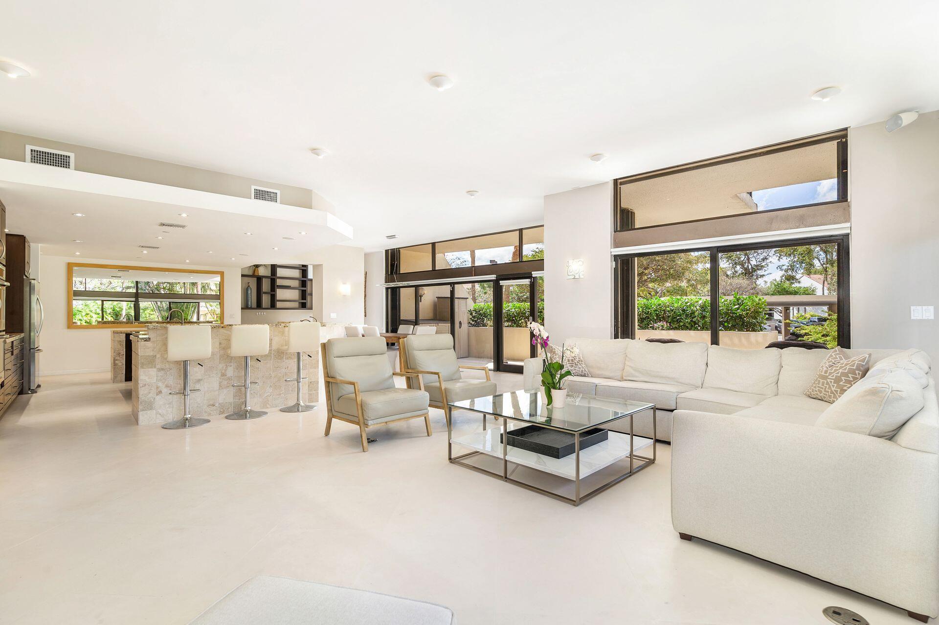 2480 Presidential Way 101