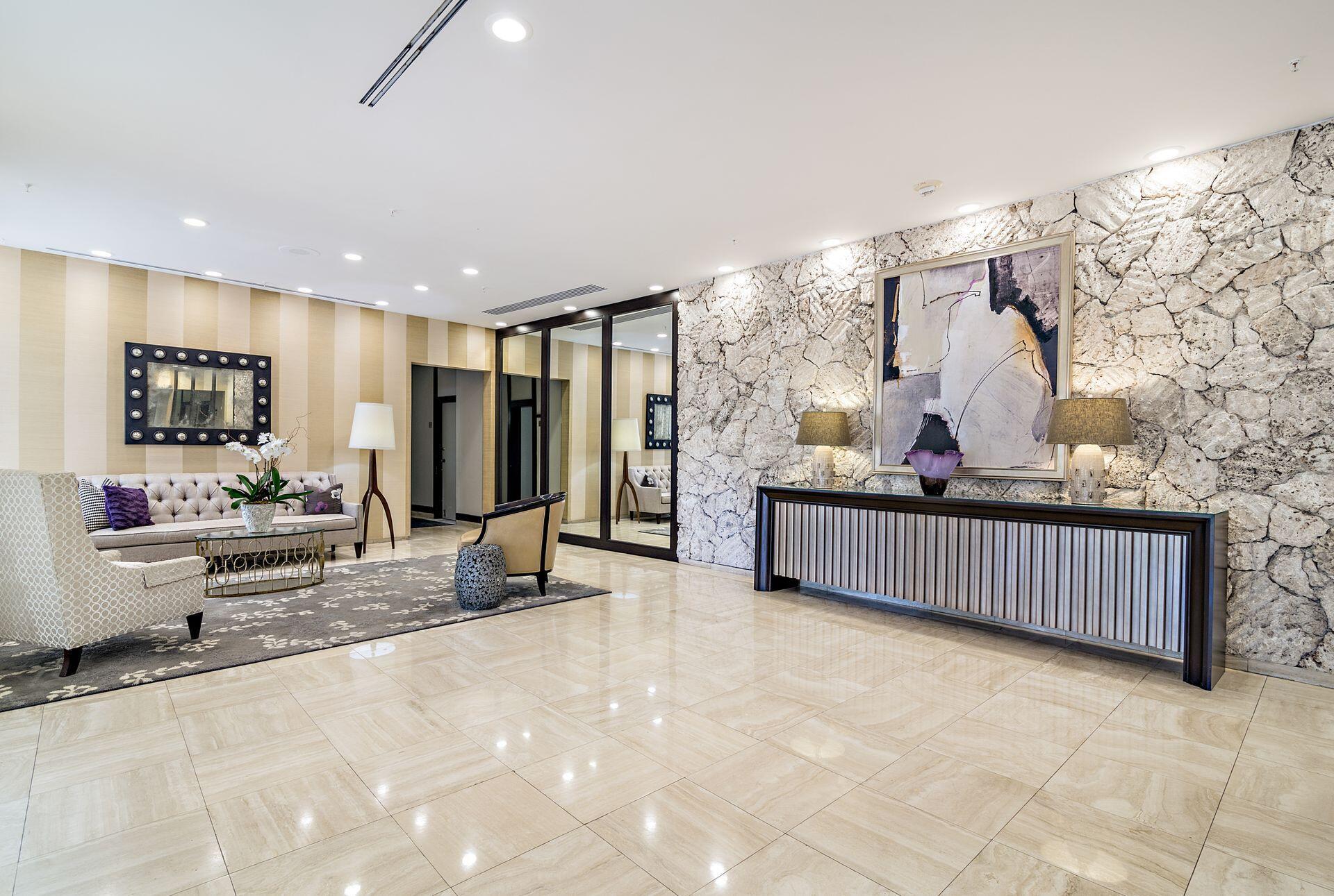 2480 Presidential Way 101