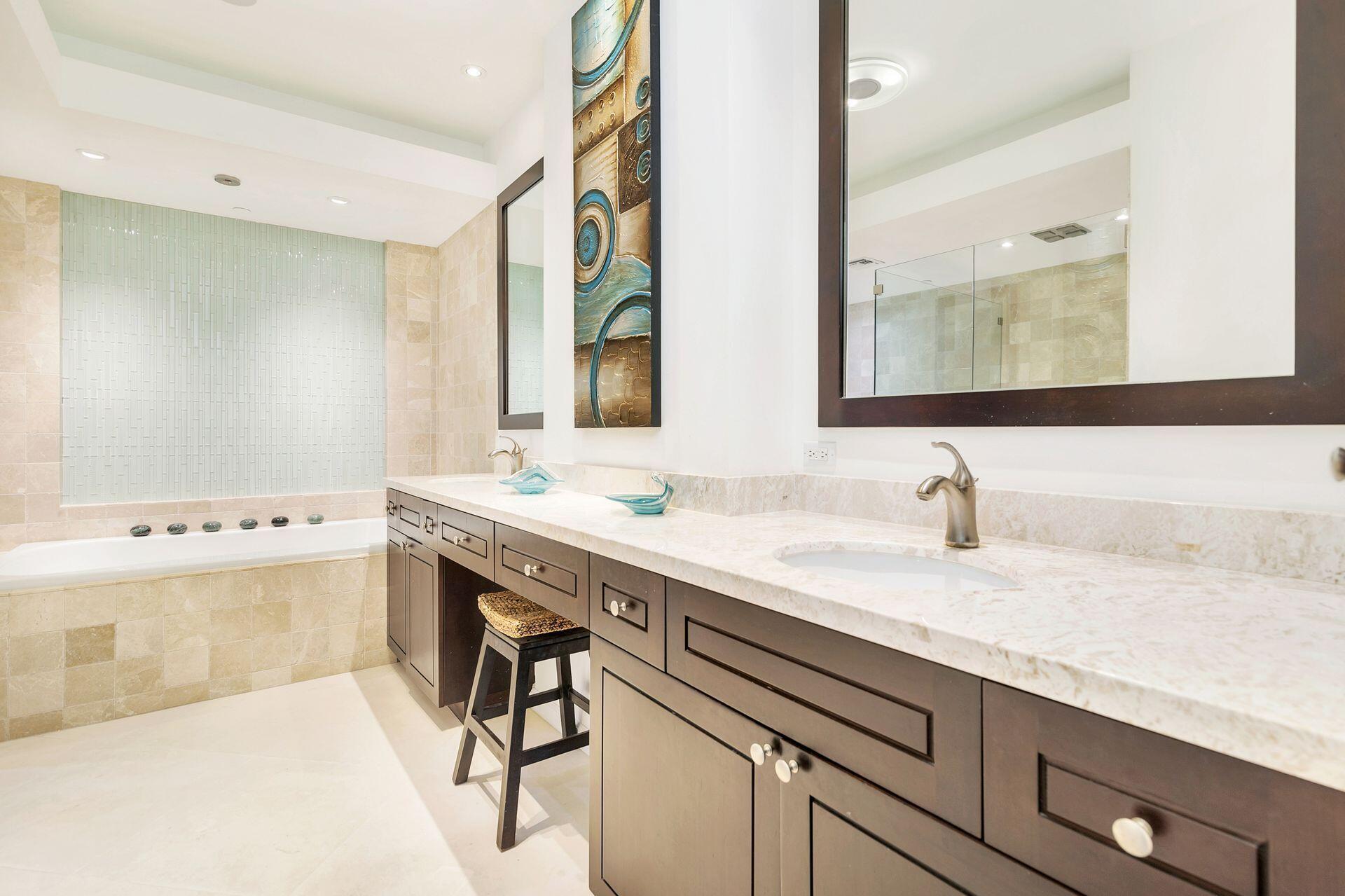 2480 Presidential Way 101