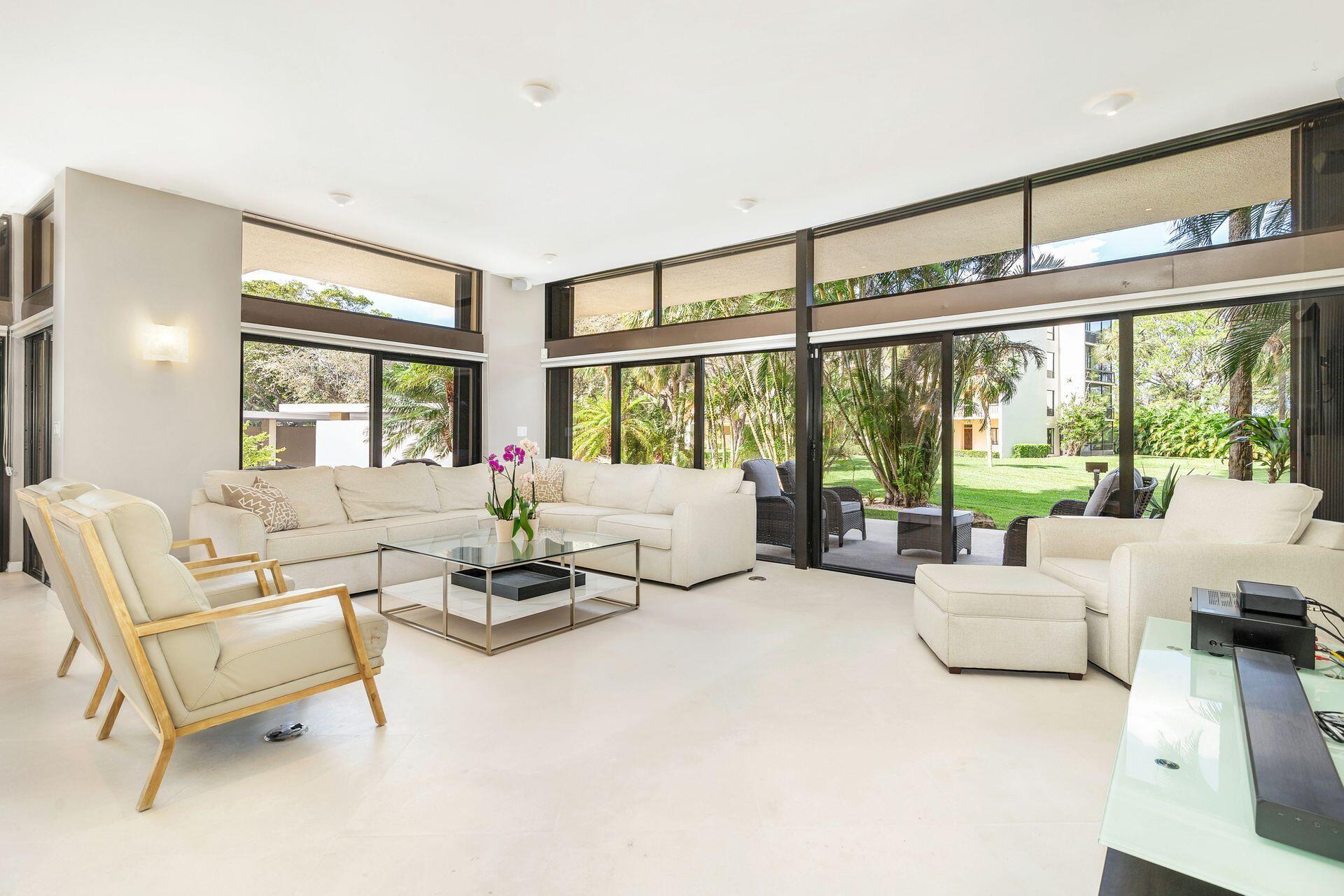 2480 Presidential Way 101