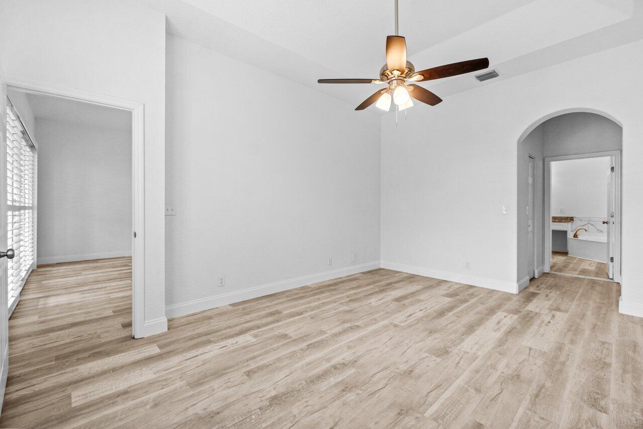 2560 Sandy Cay