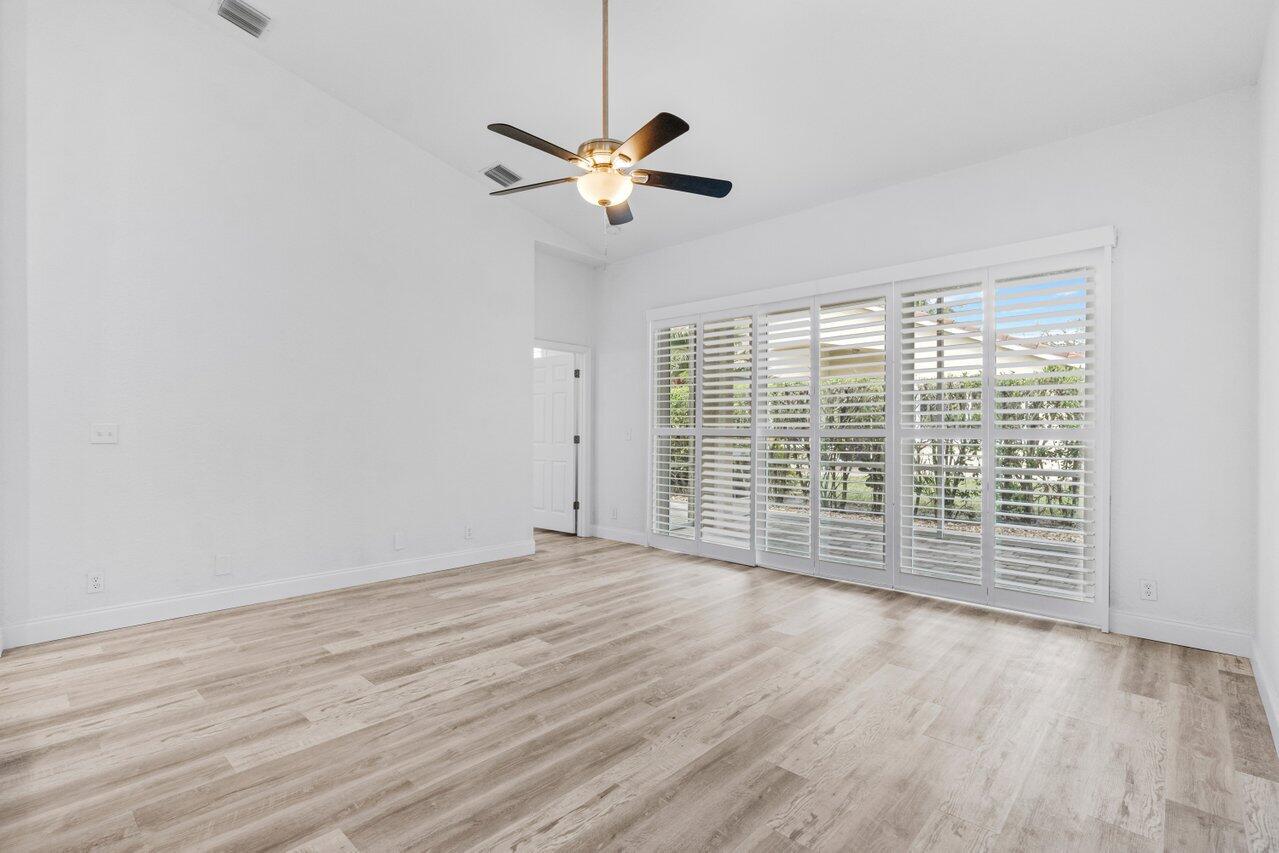 2560 Sandy Cay