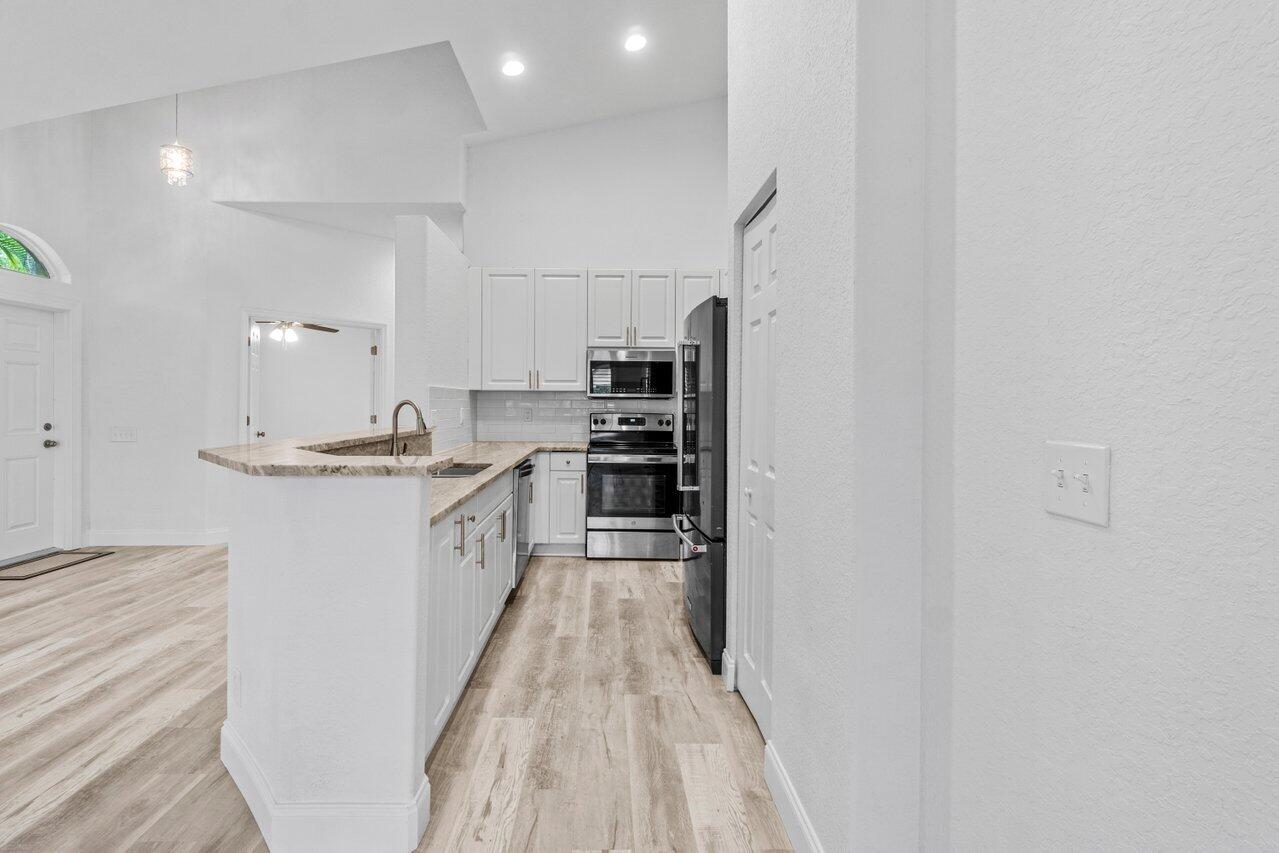 2560 Sandy Cay