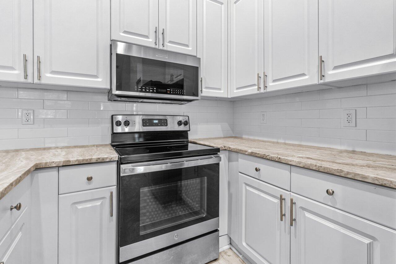 2560 Sandy Cay