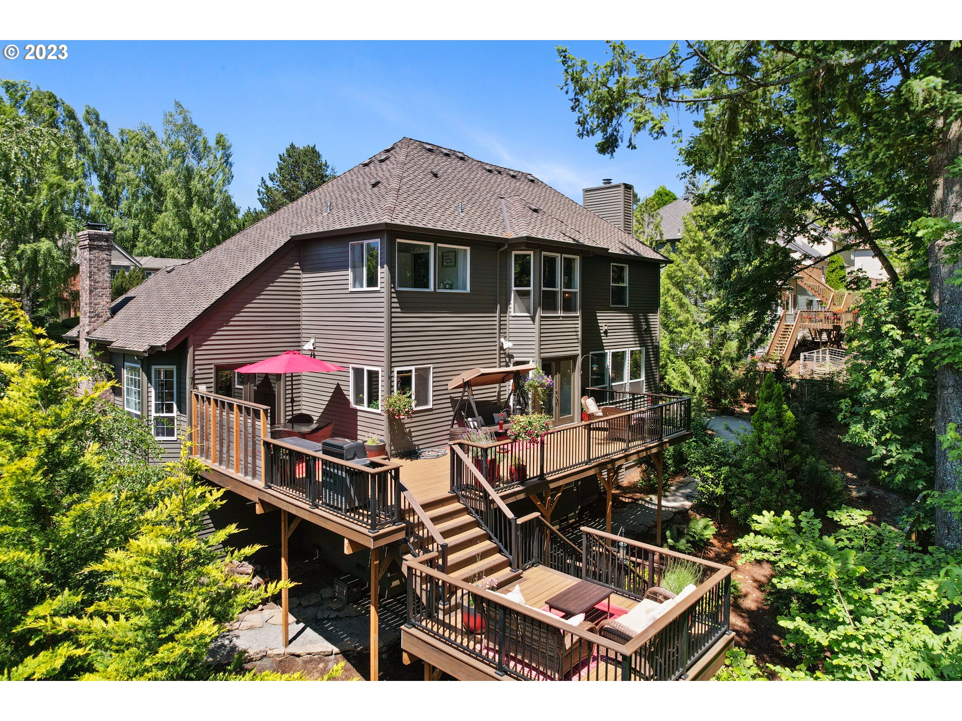 15242 SW PEACHTREE DR