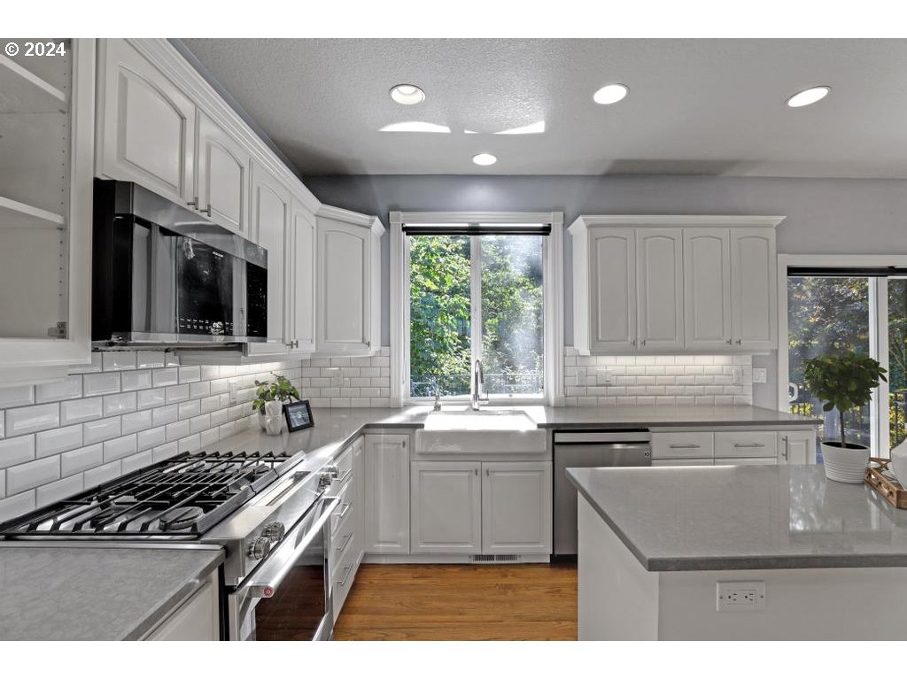 13604 SW ASCENSION DR