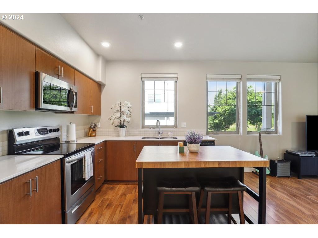 16405 NW CHADWICK WAY 102