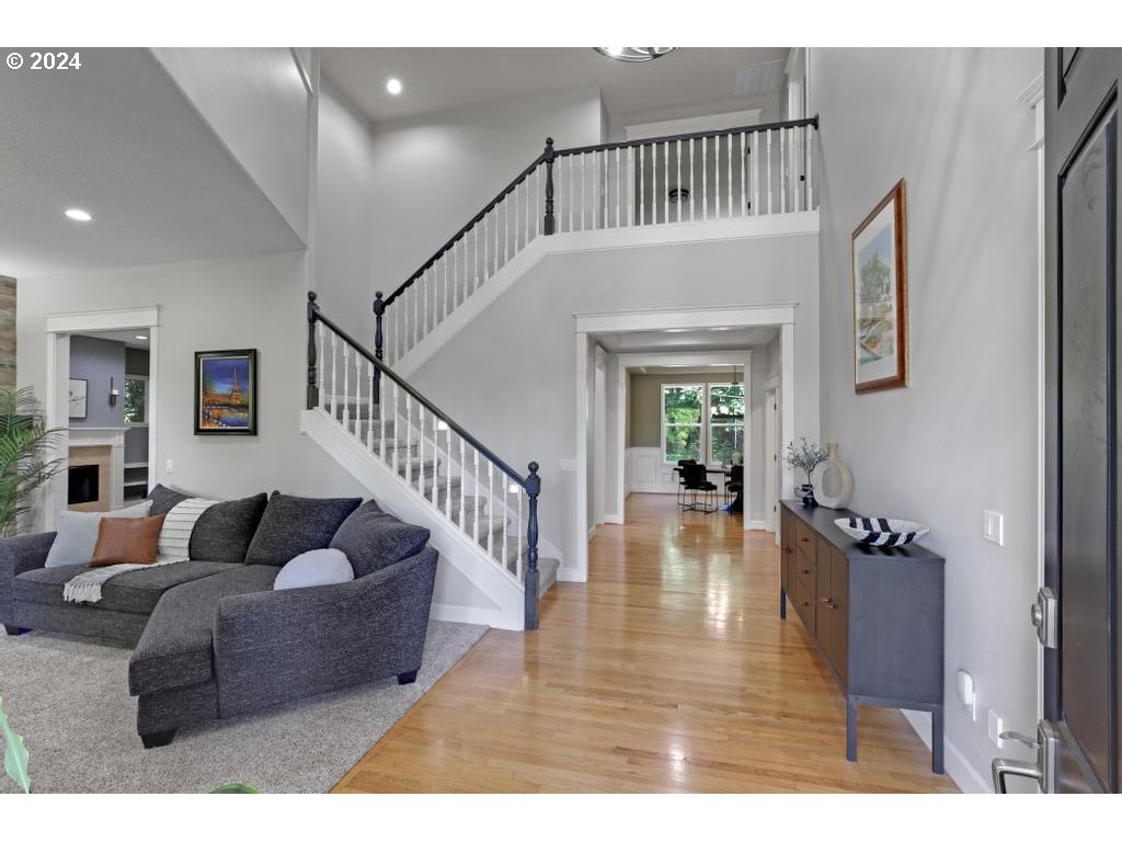 10416 NW BARCLAY TER