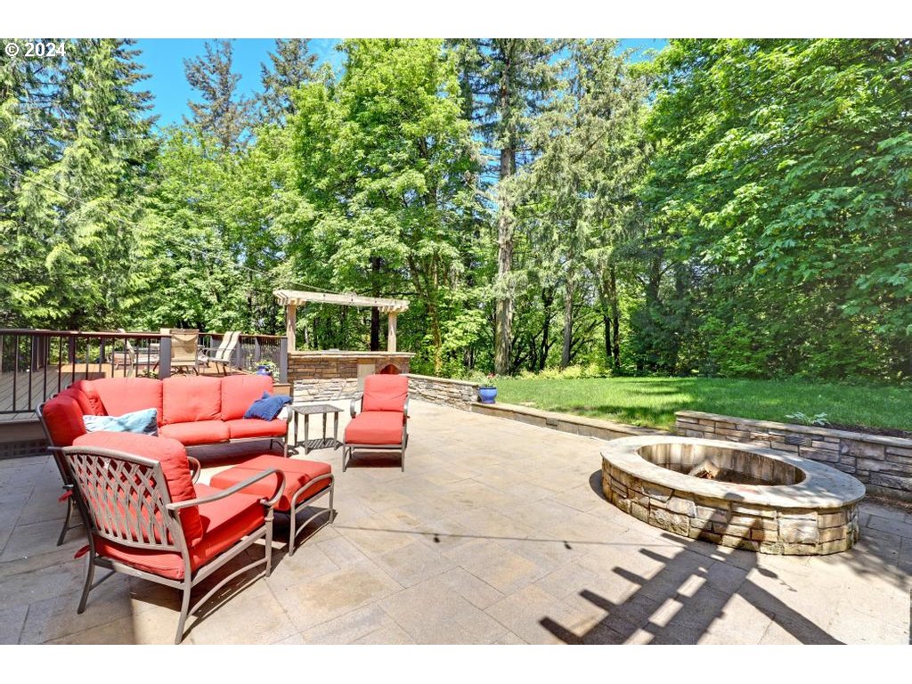 10416 NW BARCLAY TER