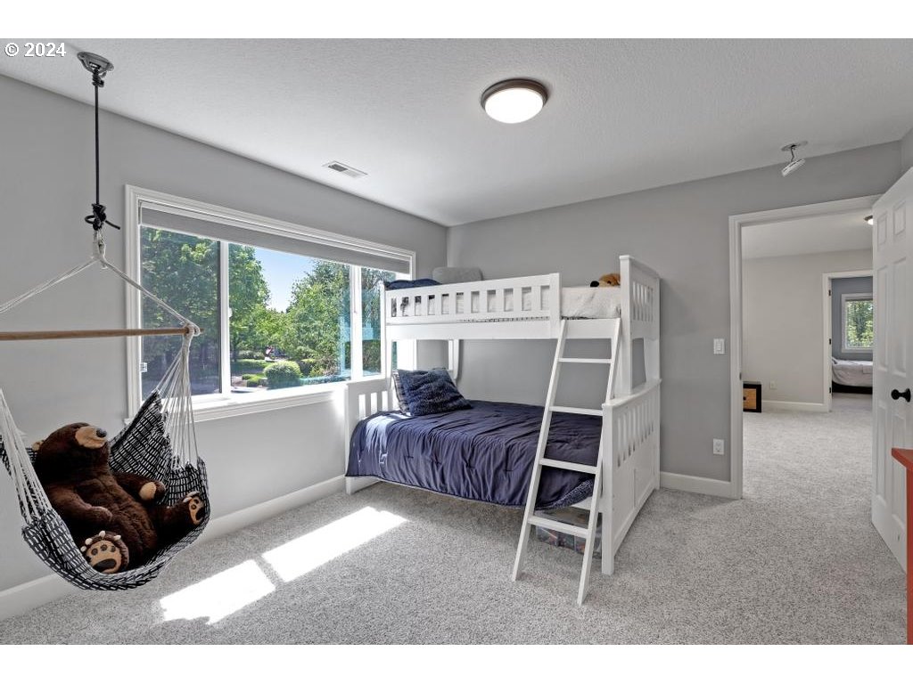 10416 NW BARCLAY TER