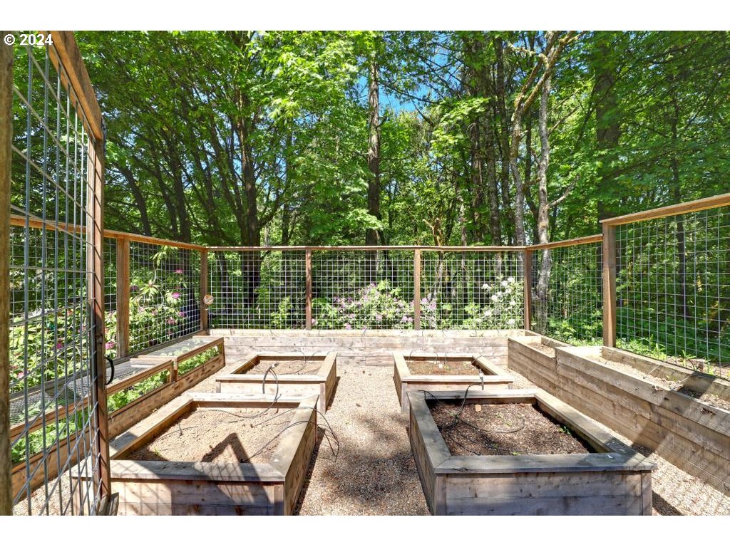 10416 NW BARCLAY TER