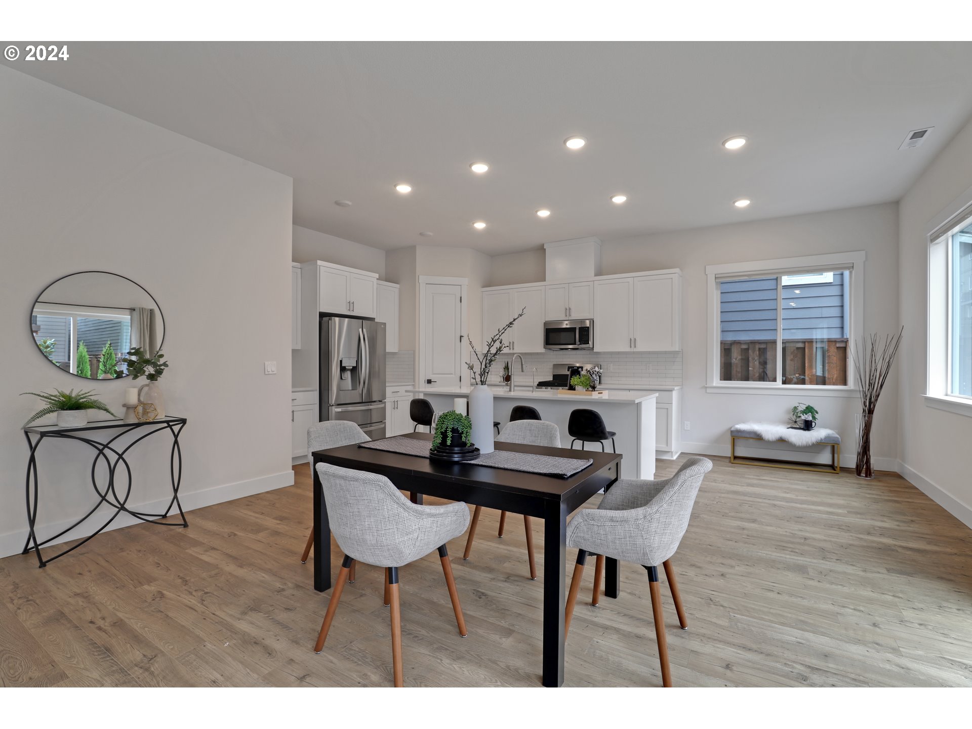 16698 SW SUNSHINE COAST ST