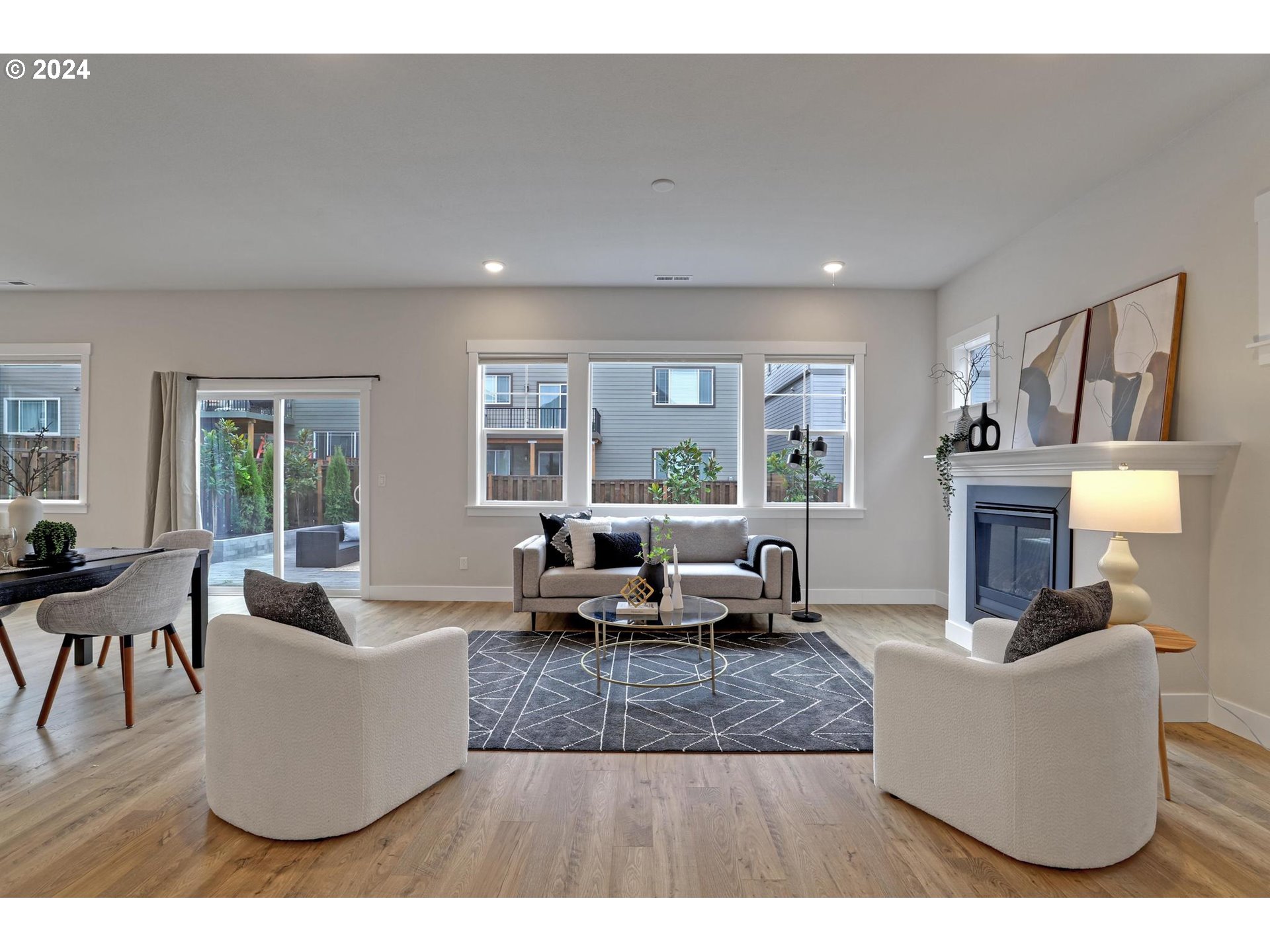 16698 SW SUNSHINE COAST ST