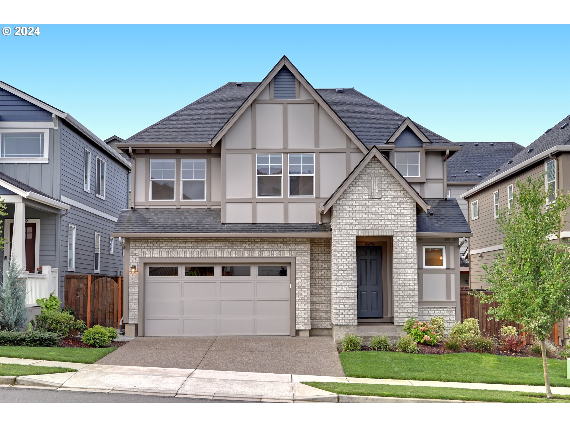 16698 SW SUNSHINE COAST ST