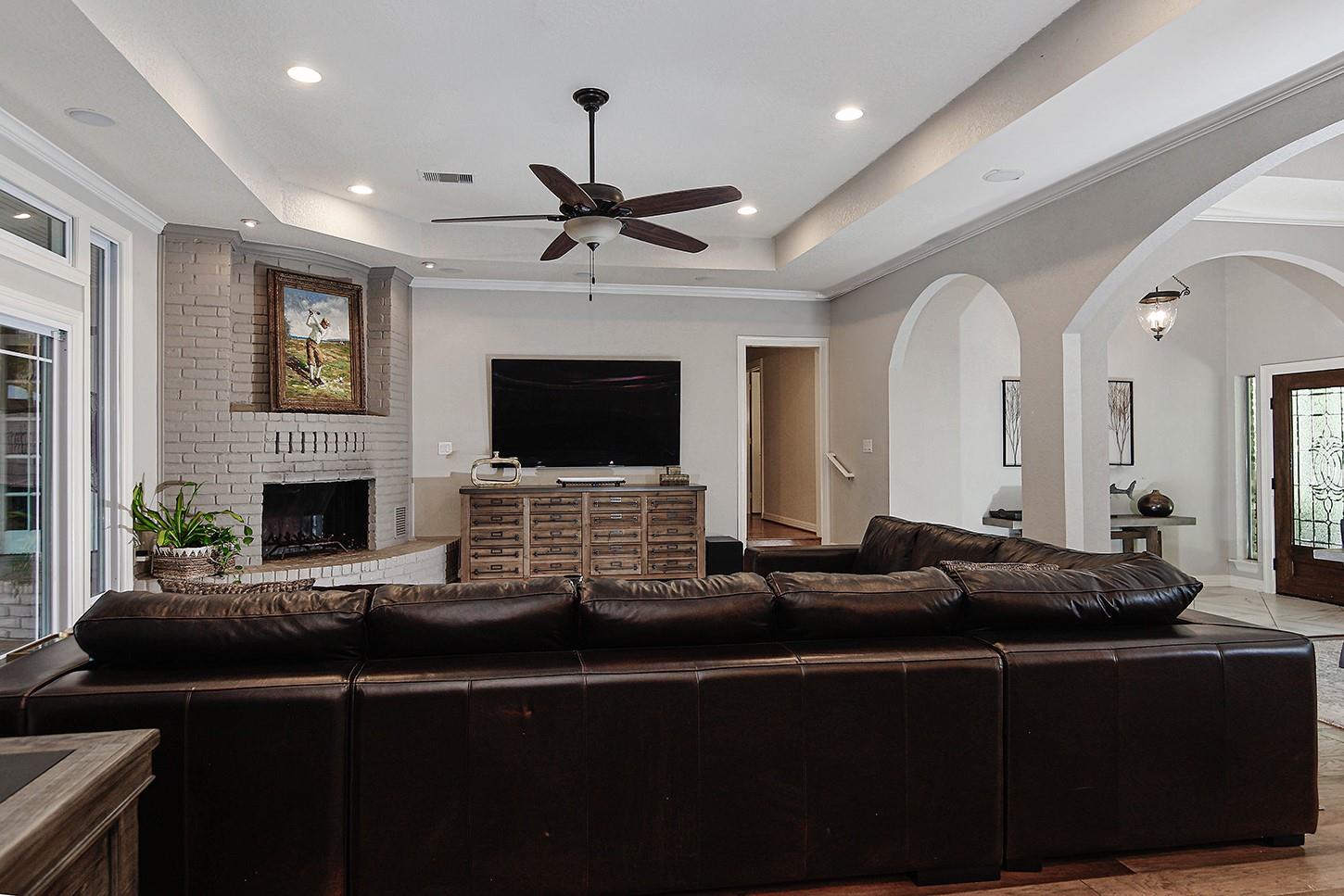 10117 Shady Hollow Drive