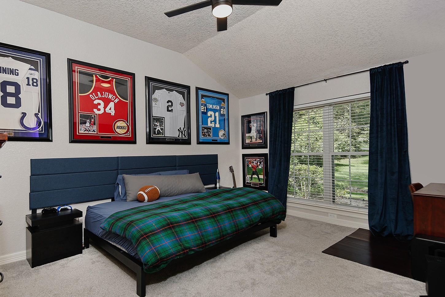 10117 Shady Hollow Drive