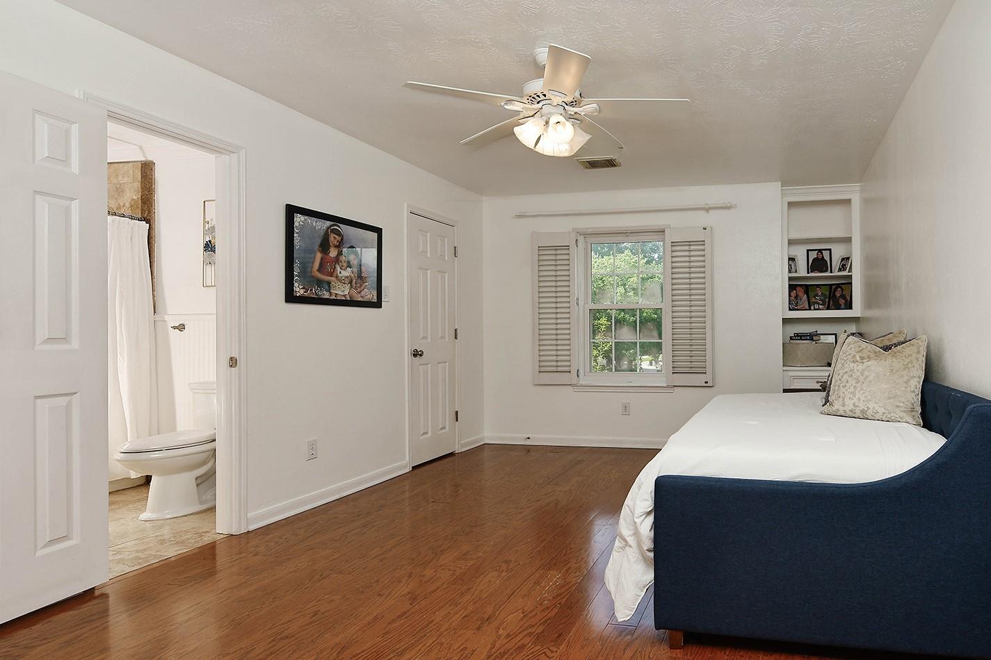 18834 Forest Elms Drive