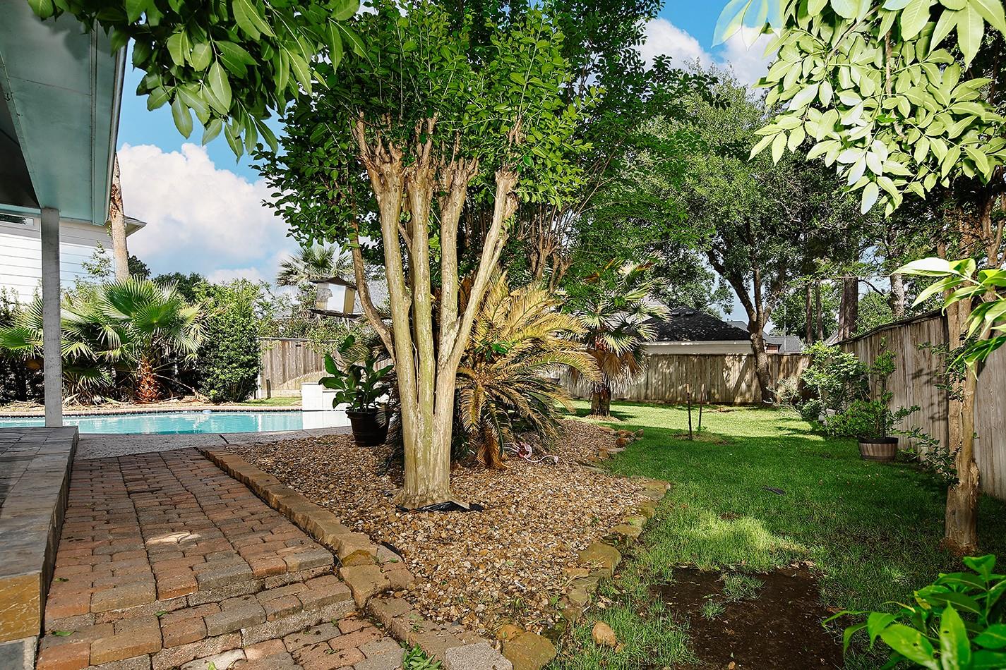 18834 Forest Elms Drive