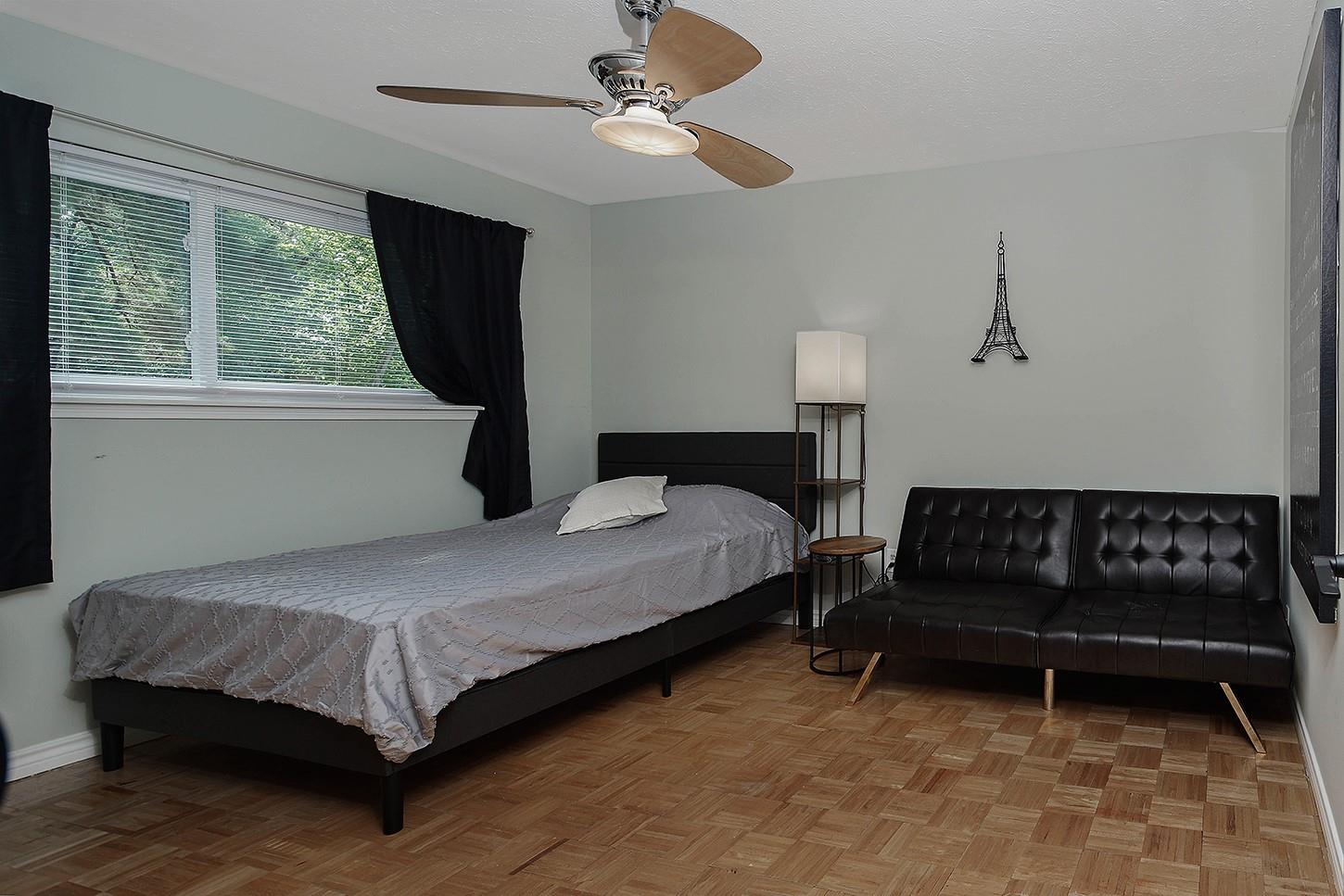 103 N Deerfoot Circle
