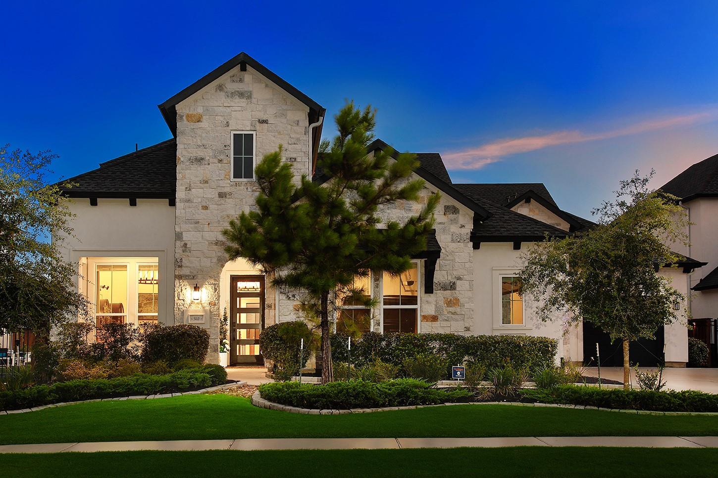 5410 Caroline Lake Drive