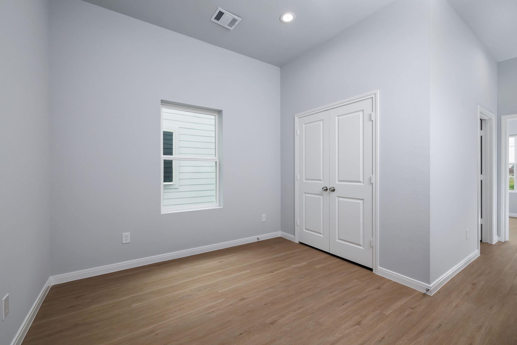 18834 Elegance Avenue