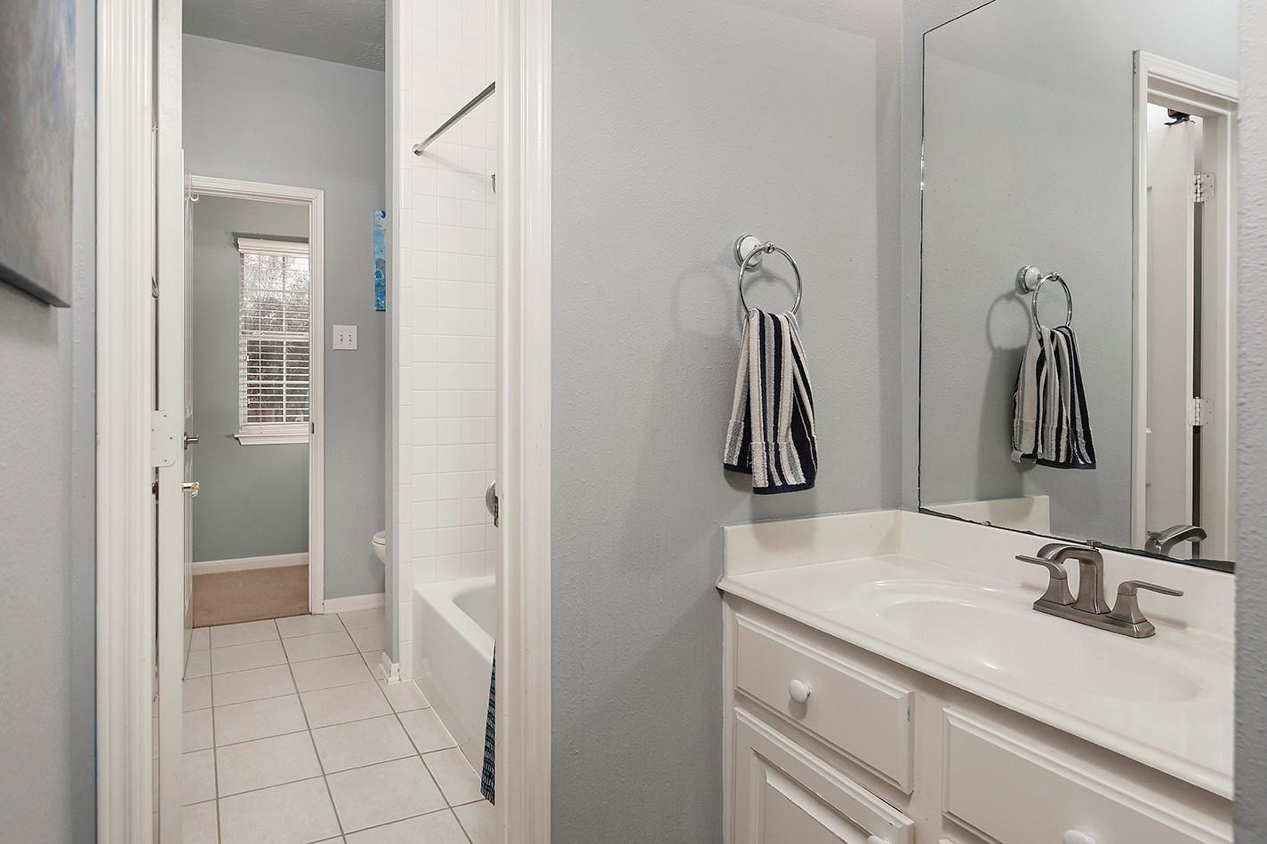 31 Bluff Creek Place