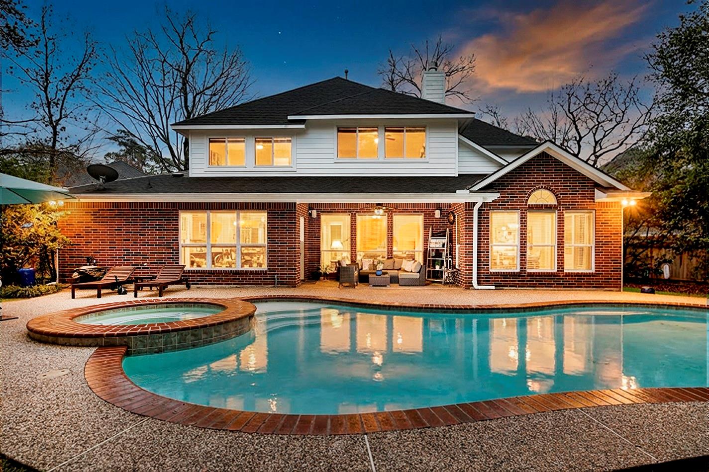 31 Bluff Creek Place