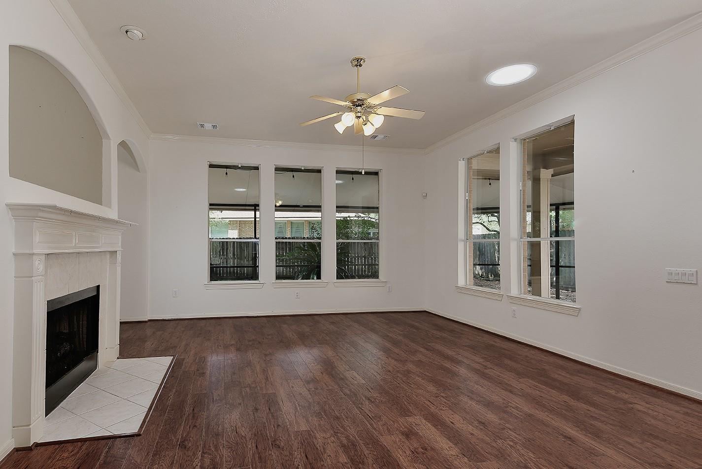 7 Coachman Ridge Place