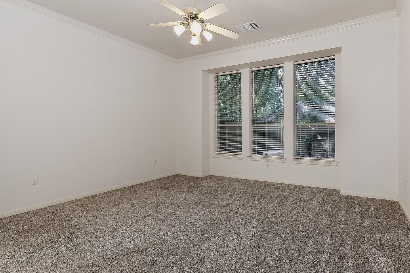 7 Coachman Ridge Place