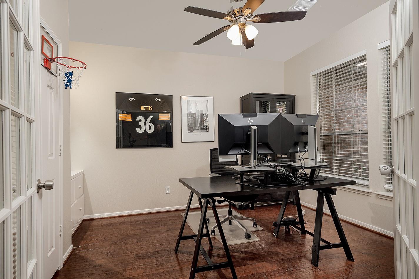 174 S Winterport Circle