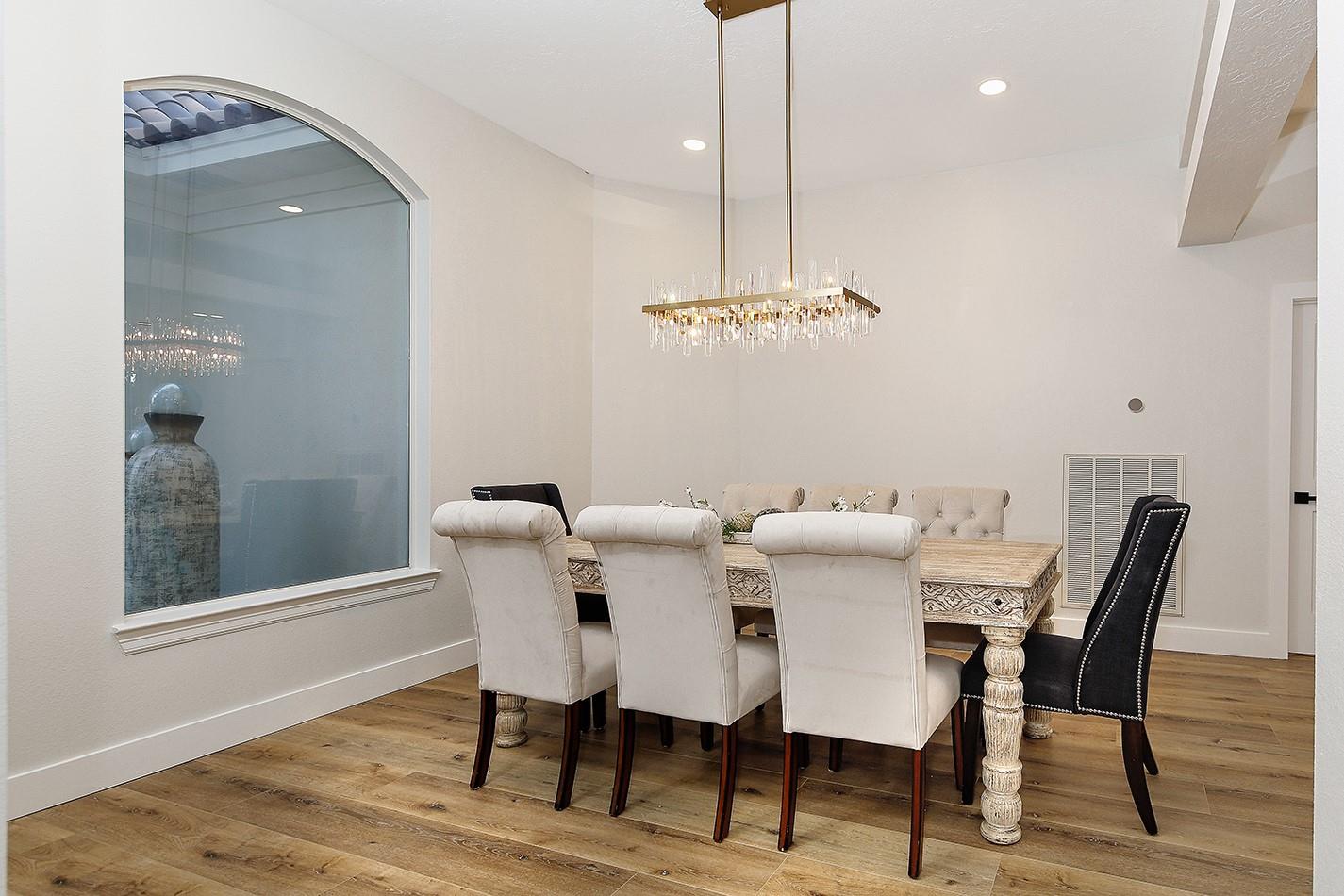 12412 Lake Vista Drive