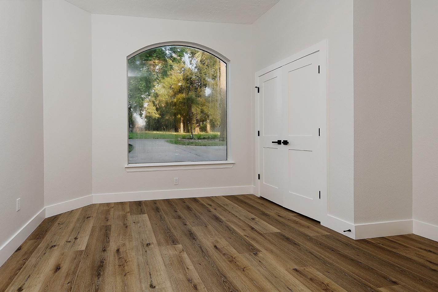 12412 Lake Vista Drive